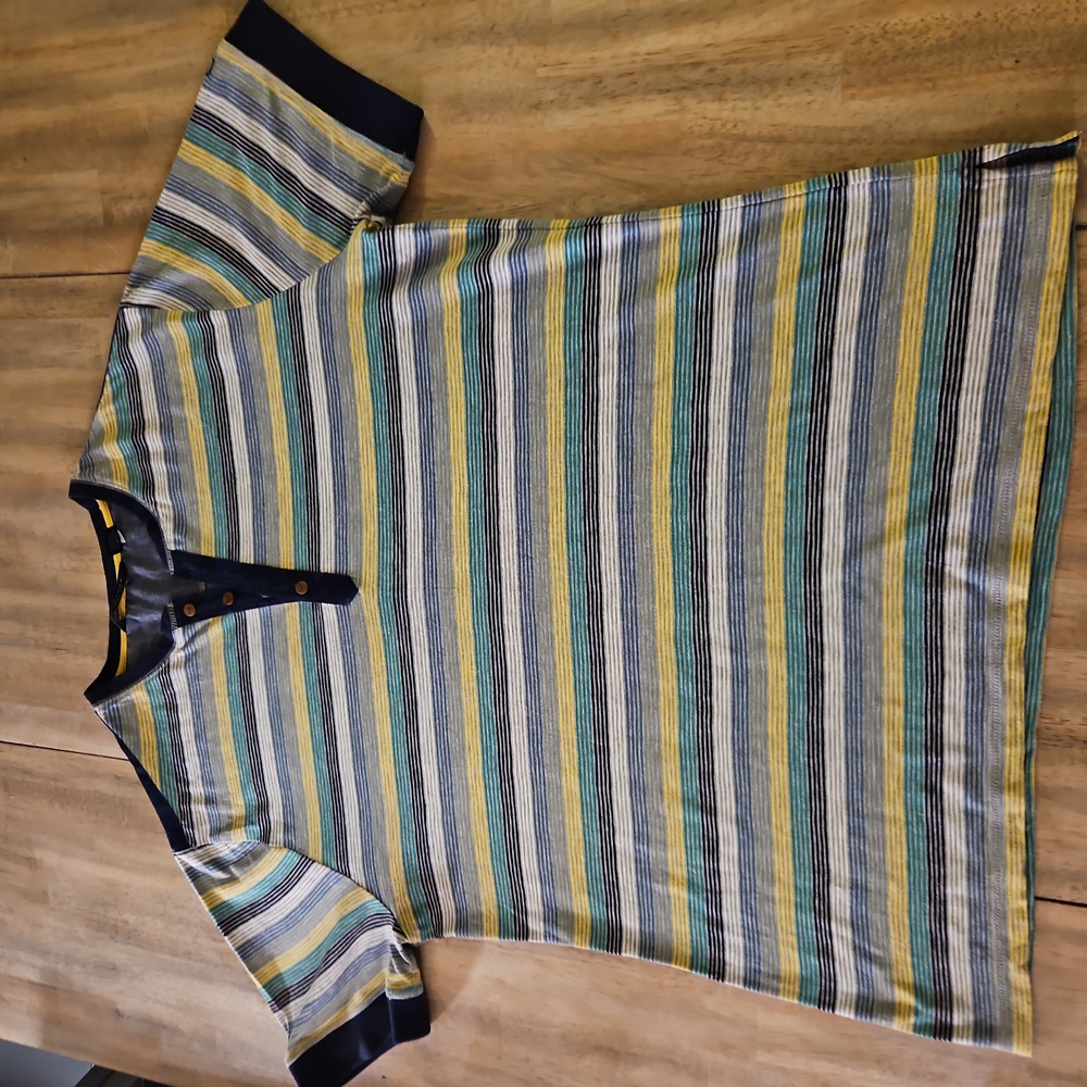 Sean John Henley shirt